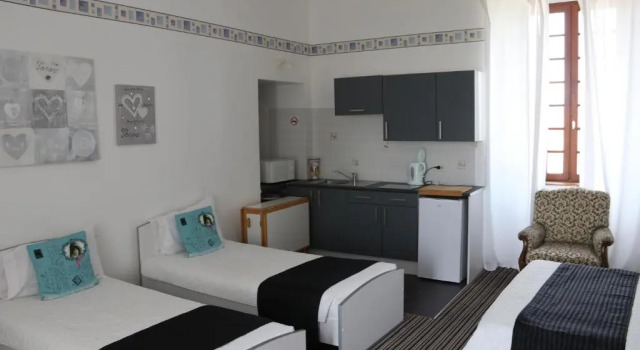 Семейный номер Standard Charming Courtyard cottage 25kms Puy du Fou
