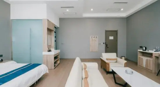 Люкс Business Hotel Golden City（Ying County ,Shuo zhou  City)