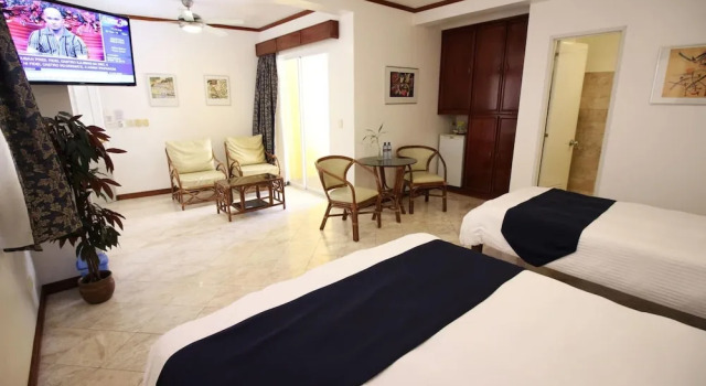 Полулюкс с балконом Mermaid Resort Puerto Galera