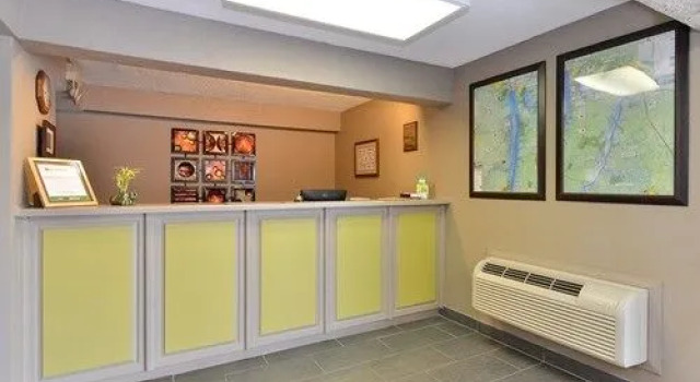 Econo Lodge Inn & Suites Gilbertsville, Reserva ahora Hotel Gilbertsville Kentucky