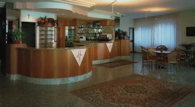 Hotel Gabbiano, Забронировать Отель Отели Побережья Марок 3 звезды, 3*