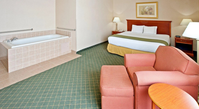 Двухместный люкс Holiday Inn Express Lebanon by IHG