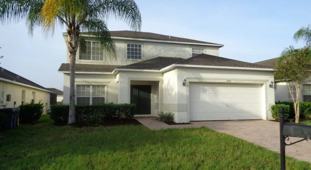 Legacy Park 5 Bed / 3.5 Bath Home, Book Hotel Hoteller i Four Corners med pool, Swimmingpool