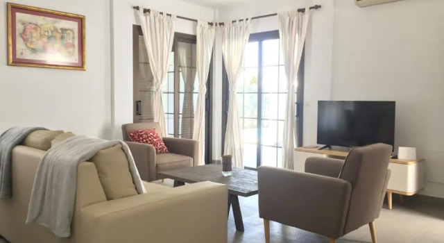 Вилла с видом на море Villas Las Maretas