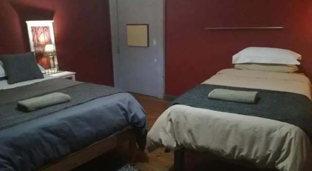 Четырёхместный номер Economy House On Plein