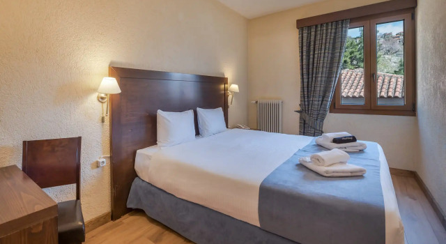 Двухместный номер Standard с балконом Arahova Inn Hotel