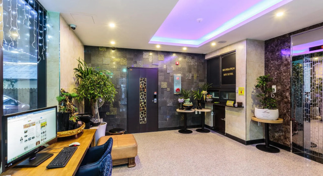 Jeju Rex Hotel, Забронировать Отель Согвипхо Остров Чеджудо, рядом с Seogwipo Maeil Olleh Market