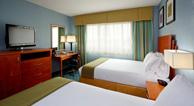 Holiday Inn Express LaGuardia Airport, 预订 酒店 Corona 纽约州