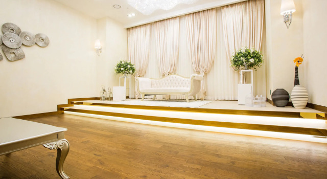 J Square Hotel and Wedding, Забронировать Отель Чинджу Кёнсан-Намдо