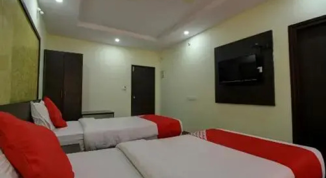 Shree Sapthakoti Residency Parraadise Lodge By OYO Rooms, Buchen Sie Hotel Kadur 