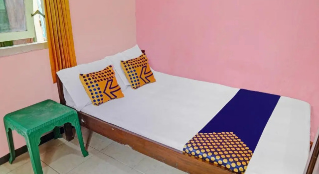 OYO 90729 Sekar Guest House Jember, Book Guesthouse Guest Houses in East Java, Guesthouse