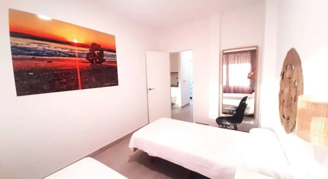 Sol Playa Suites, Забронировать Отель Поблатс Маритимс Валенсия, рядом с Ла Кадена