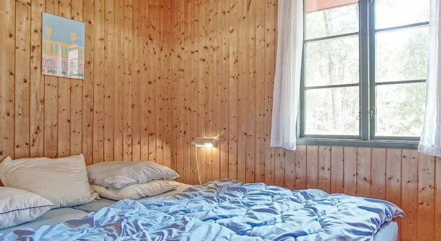 Modern Holiday Home in Nexø With Swimming Pool, Book Hotel Hoteller i Nexø med pool, Swimmingpool