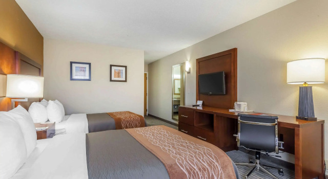Четырёхместный номер Standard Comfort Inn - Hall of Fame