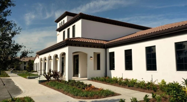 Corrocodova Villa Windsor at Westside