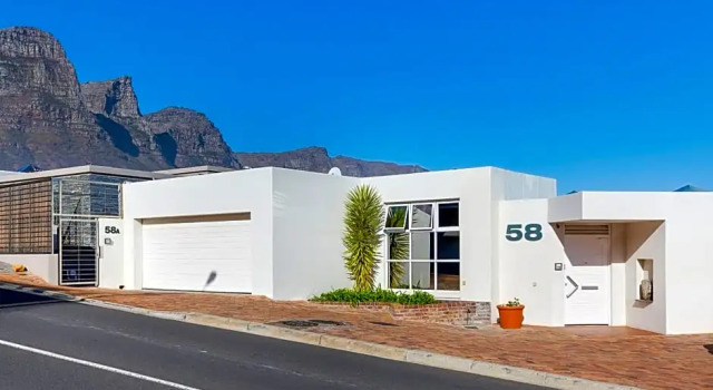 Camps Bay Terrace Penthouse, Забронировать Отель Отели Cape Peninsula с бассейном, Бассейн