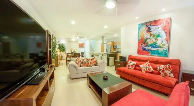 Fun and Relaxing  2BR PH steps away from the beach by Happy Address, Забронировать Апартаменты/квартира Плая-дель-Кармен Кинтана-Роо, рядом с Пляжный клуб Mamitas