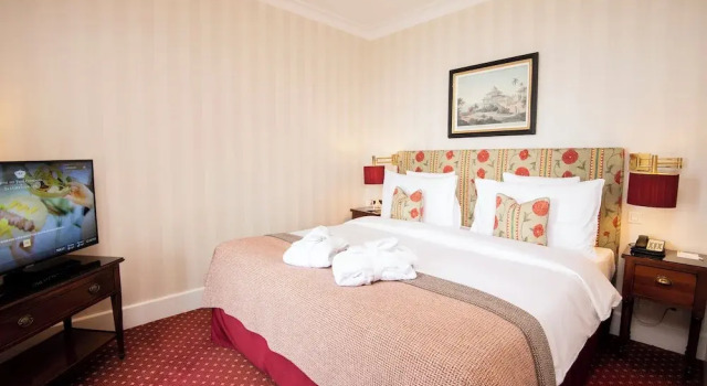 Номер Superior Hôtel Des Trois Couronnes & Spa - The Leading Hotels of the World