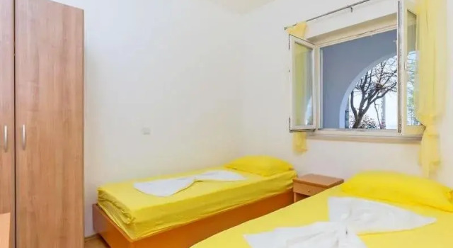 Apartments Pave, Забронировать Апартаменты/квартира Отели Сребрено с парковкой, Парковка