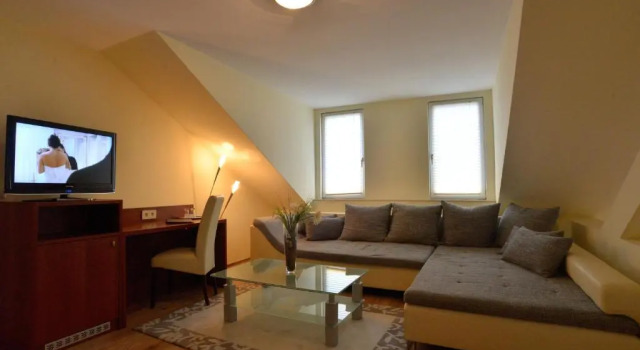 Апартаменты Hotel & Restaurant Via City Leipzig Mitte