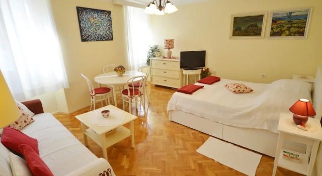 Апартаменты Amici Apartment
