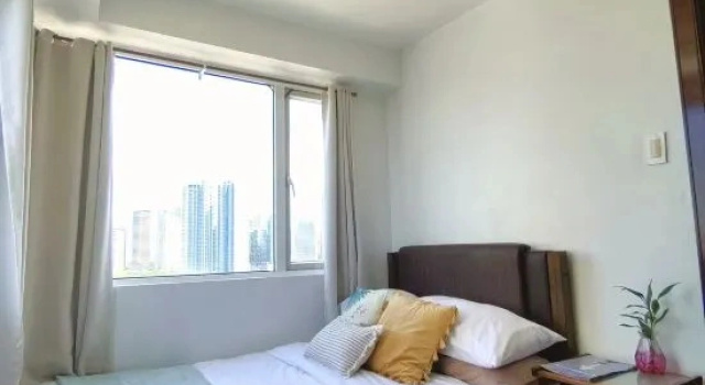 Люкс 2 Bedroom Suite Condotel with Fast WIFI near BGC and Venice Grand Canal