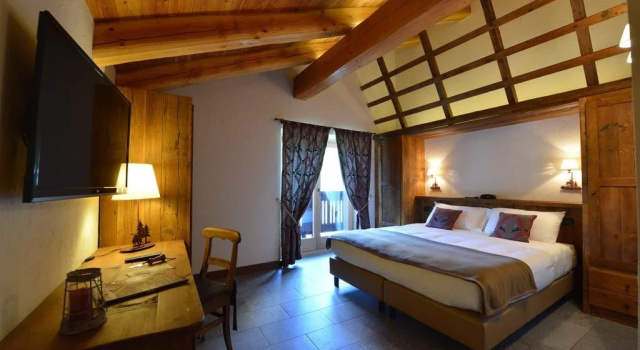 Hotel De La Tor