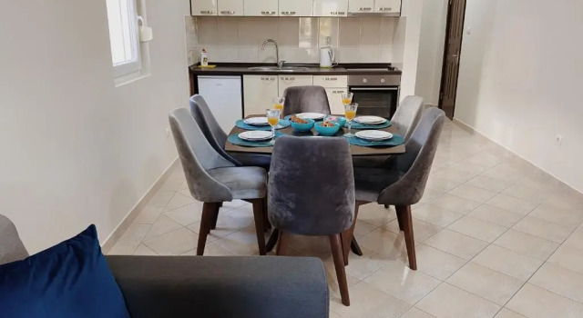 Апартаменты с 2 комнатами Sun Village Apartments