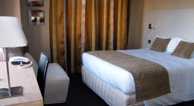 Двухместный номер Comfort CITHOTEL Saint-Pierre