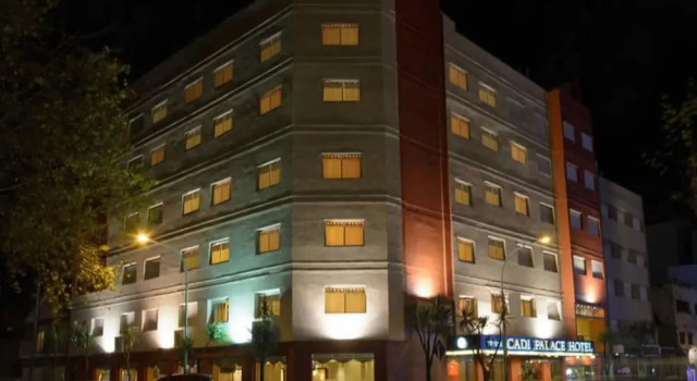 Hotel Le Cinque Güemes, Забронировать Отель Отели провинции Буэнос-Айреса с завтраком, Завтраки