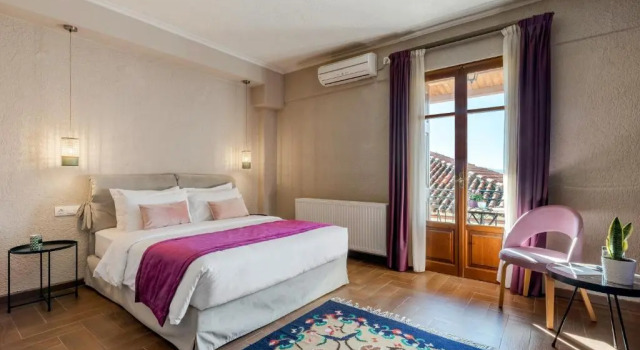 Paeonia, Rezervovat Hotel Distomo-Arachova-Antikyra 