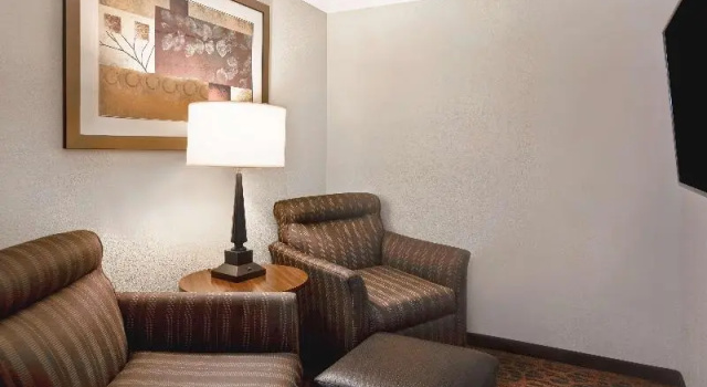 Люкс c 1 комнатой Hampton Inn Fort Wayne-Southwest