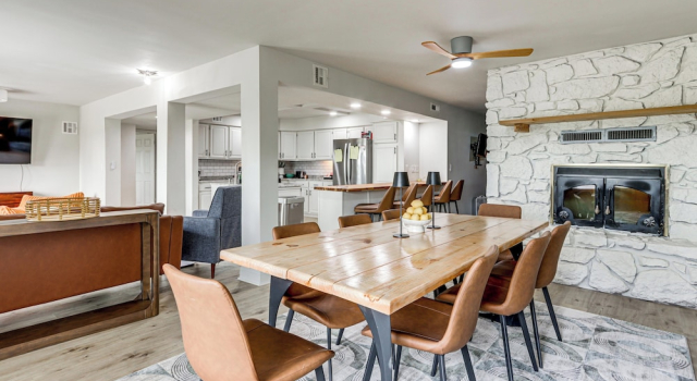 Patio + Golf Course Views: Monkey Island Escape!, Book Feriehus Monkey Island Oklahoma
