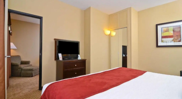 Люкс Best Western Macomb Inn