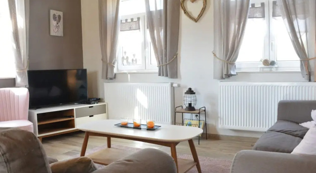 Коттедж Holiday Home in Hastiere Near Adventure Park