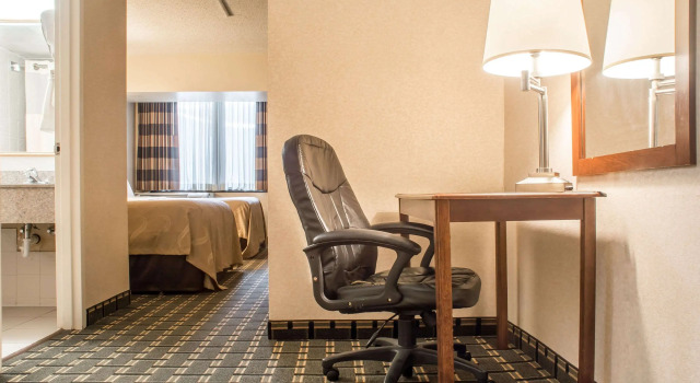 Quality Inn & Suites Palm Island Indoor Waterpark