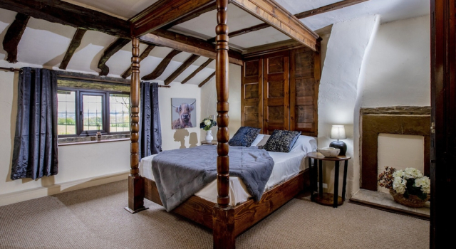 1 Bedroom Cottage in Bury, No Deposit, Book Vacation Home Bury Greater Manchester