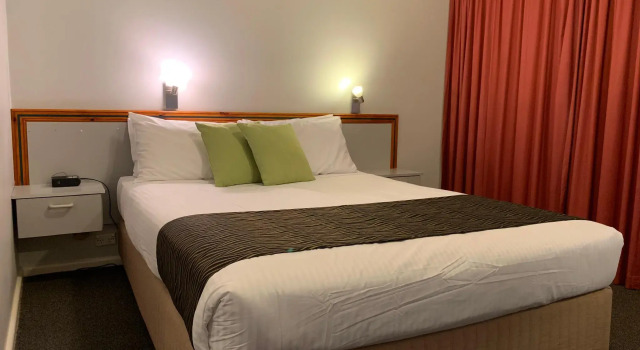 Номер Deluxe Orana Windmill Motel