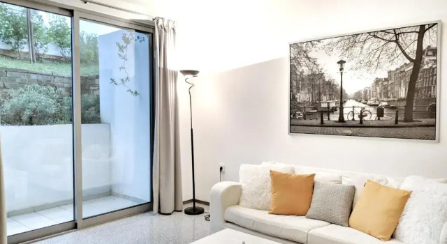 Brand new budget apartment next to Iaso and Oaka, Забронировать Апартаменты/квартира Маруси Афины, рядом с Афинский олимпийский спортивный комплекс