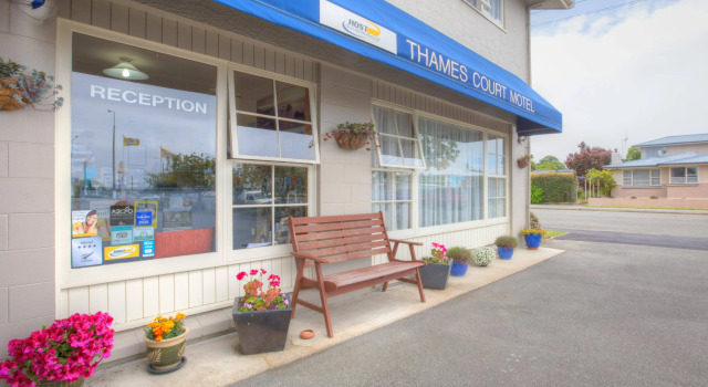 AAA Thames Court Motel