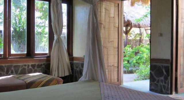 Corner Hideaway Bungalows