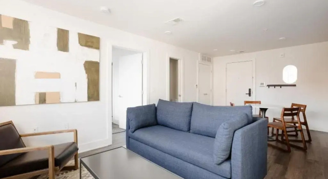 Апартаменты Standard Reside Navy Yard, a Wyndham Residence