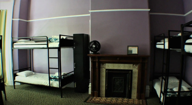 HI Sacramento Hostel, Забронировать Хостел Сакраменто Сакраменто, рядом с Городской музей Сакраменто