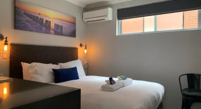 Студия Merewether Motel