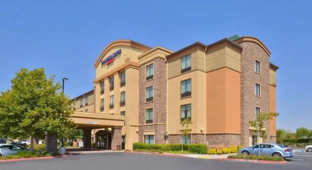 Люкс Deluxe SpringHill Suites by Marriott Sacramento Roseville