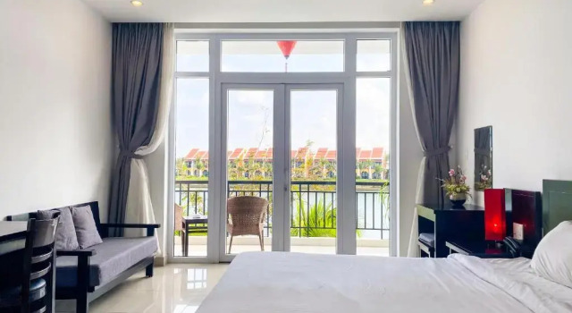Двухместный номер Deluxe с балконом и с видом на реку Riverside White House Boutique Hotel