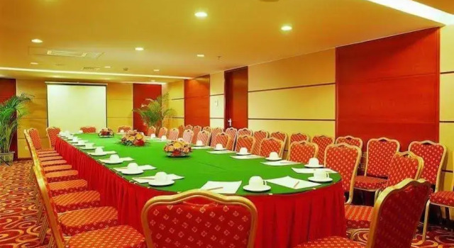 Tiantan Hotel Beijing, Book Hotel Hoteller i Beijing Province med parkering, Parkering