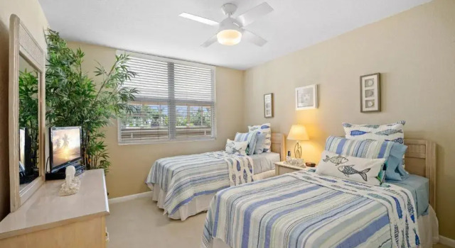 Bahia Vista 14-361, Isla Del Sol, 2 BR, Heated Pool, Spa, Near Beach, WiFi