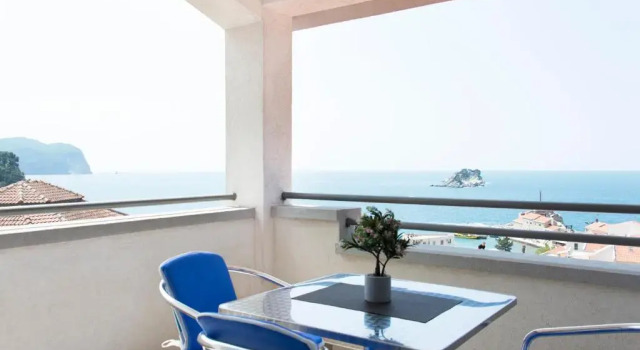 Апартаменты Comfort c 1 комнатой с видом на море Apartments Đurović