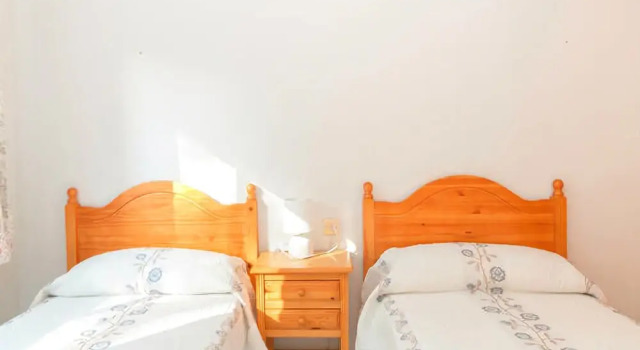Fidalsa Lake House, Забронировать Отель Ломас 